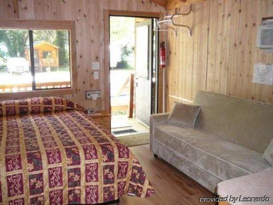 Dean Creek Resort Redway Habitación foto